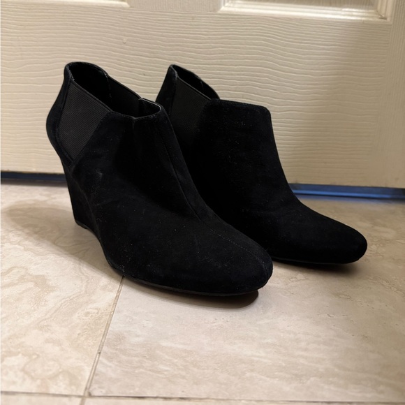 Vince Camuto Shoes - Vince Camuto Wedge Heels